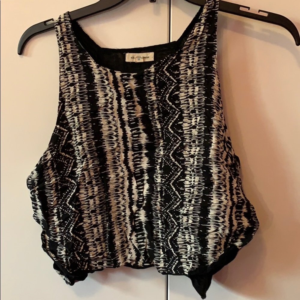 Tribal crop tank
